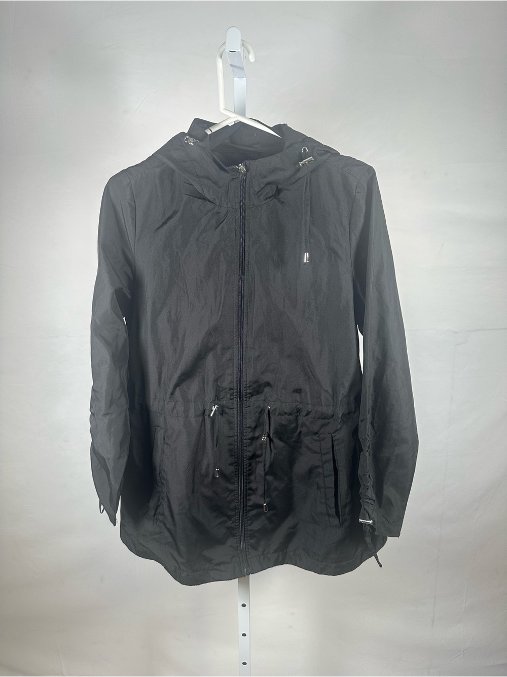 Jones New York Women's Black Hooded Anorak Rain Jacket Size M AS IS